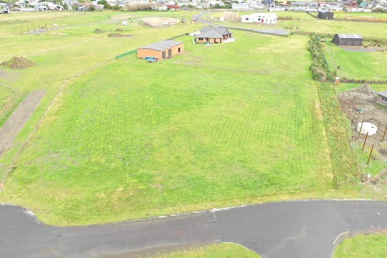 Photo of property in 10 Carex Grove, Foxton Beach, Foxton, 4815