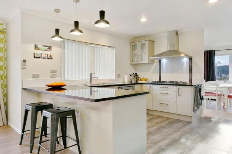 Photo of property in 18a Jasmine Place, Cambridge, 3434