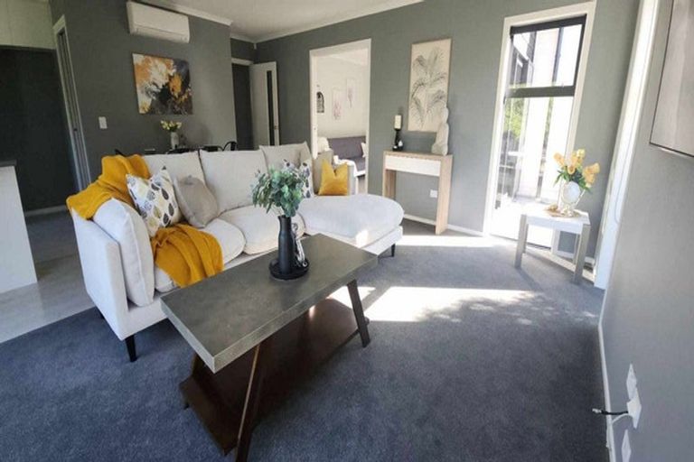 Photo of property in 35 Gallipoli Place, Paraparaumu, 5032