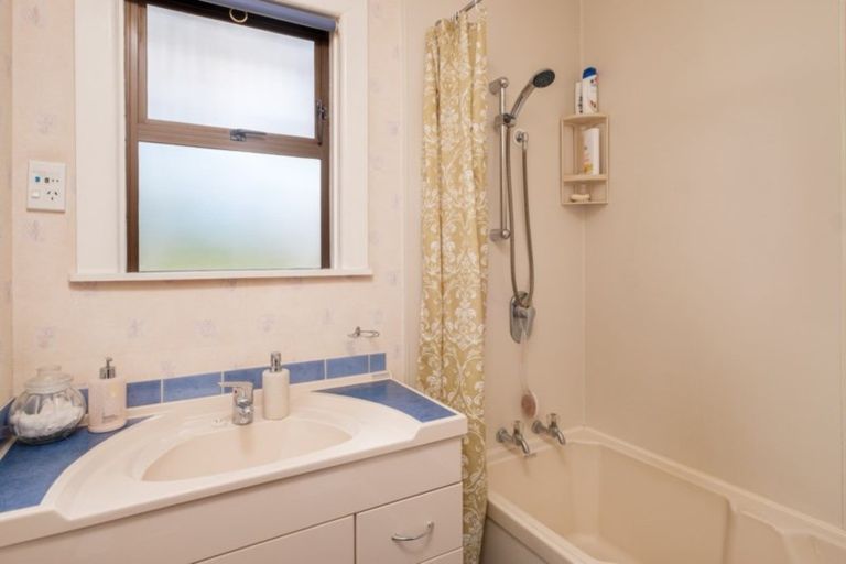 Photo of property in 113 De Lautour Road, Inner Kaiti, Gisborne, 4010