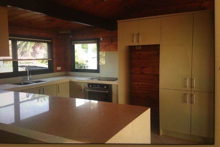 Photo of property in 6 Dana Place, Somerville, Auckland, 2014