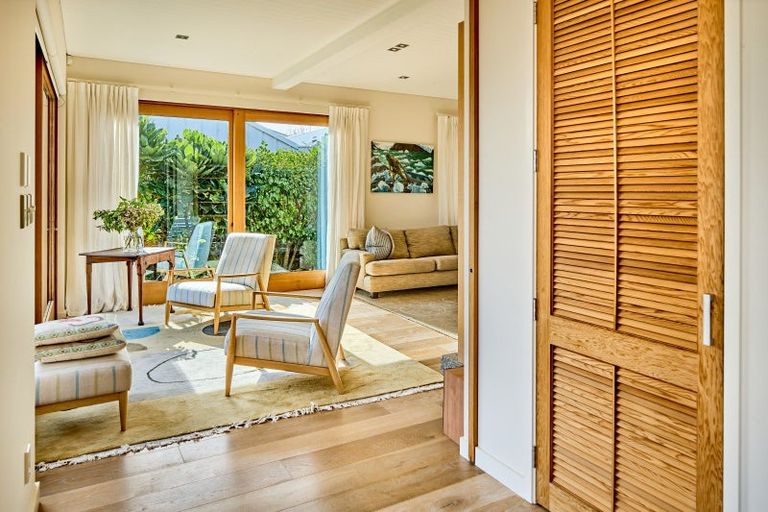 Photo of property in 10a Steyne Avenue, Plimmerton, Porirua, 5026