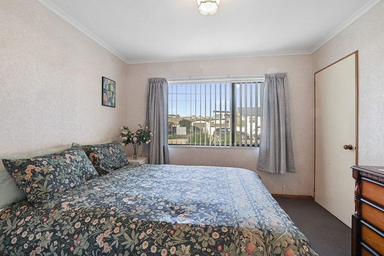 Photo of property in 1/30 Whiteley Street, Moturoa, New Plymouth, 4310