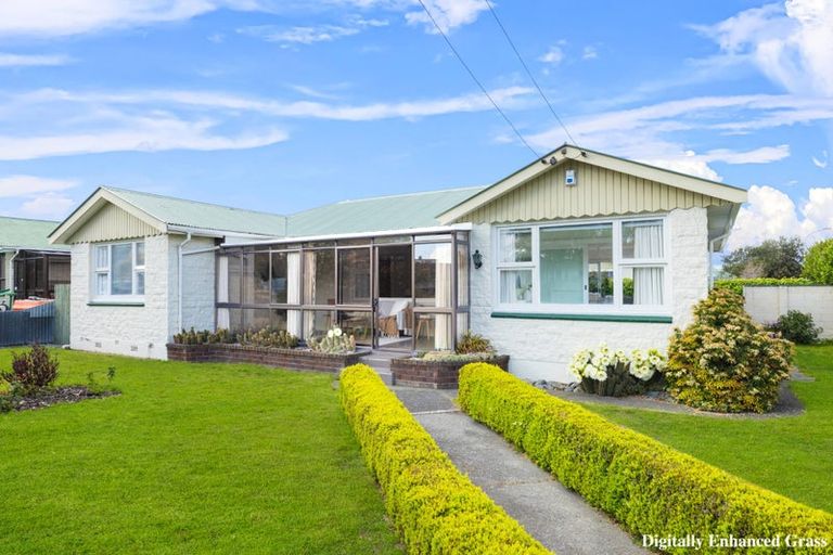 Photo of property in 264 Mairehau Road, Burwood, Christchurch, 8083