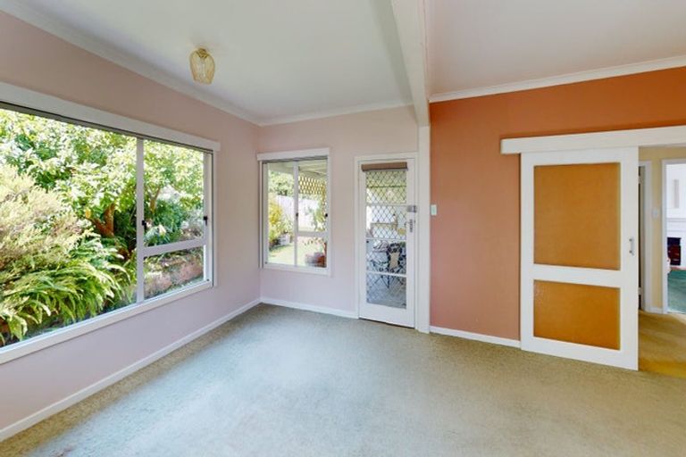 Photo of property in 50 Great North Road, Saint Johns Hill, Whanganui, 4500
