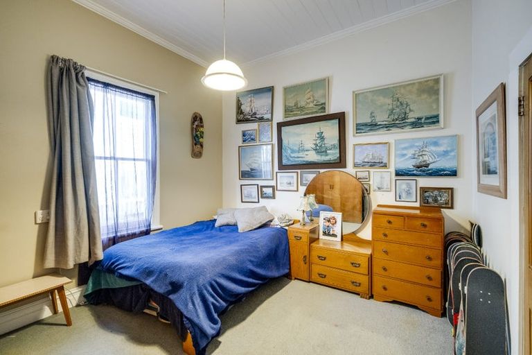 Photo of property in 16 Owen Street, Napier South, Napier, 4110