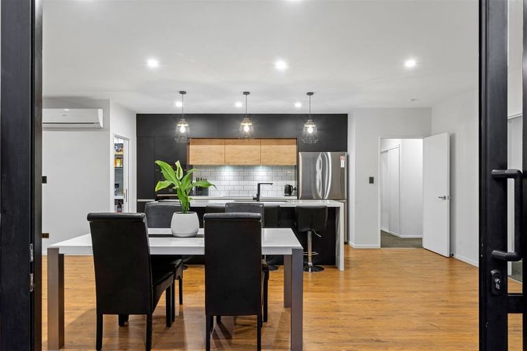 Photo of property in 28 Wakeman Way, Kaiapoi, 7630