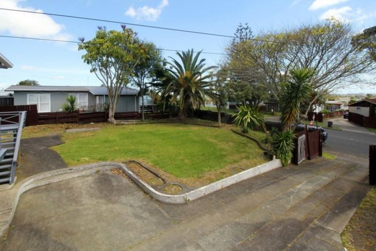 Photo of property in 114 Coxhead Road, Wattle Downs, Auckland, 2103