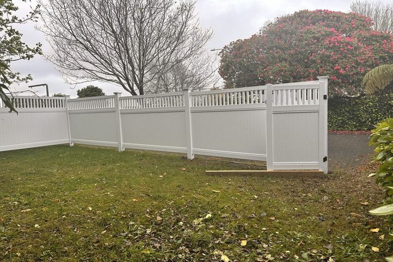 Photo of property in 17 Selwyn Road, Manurewa, Auckland, 2102