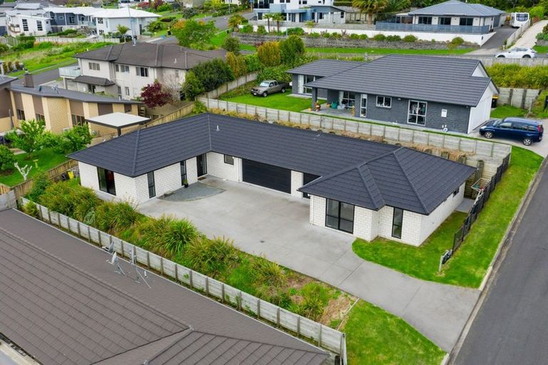 Photo of property in 4 Hayden Way, Welcome Bay, Tauranga, 3112