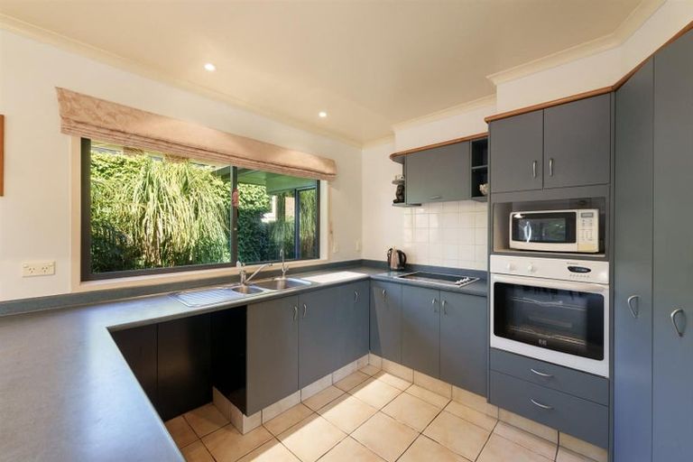 Photo of property in 1 Orchid Place, Ohauiti, Tauranga, 3112