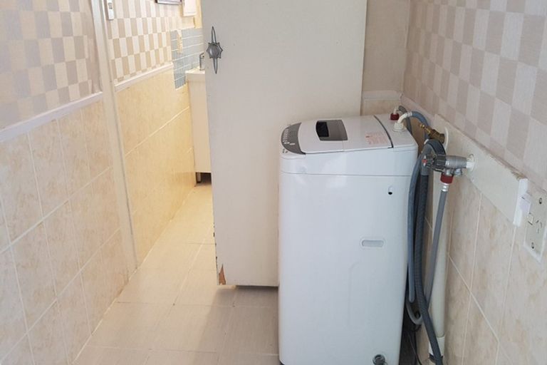 Photo of property in 45 Moore Street, Hillcrest, Auckland, 0627