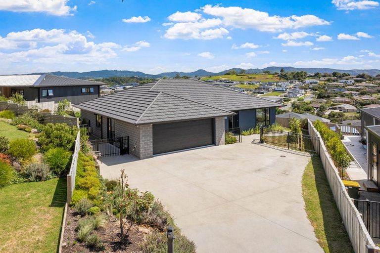 Photo of property in 17 Three Brothers Place, Warkworth, 0981