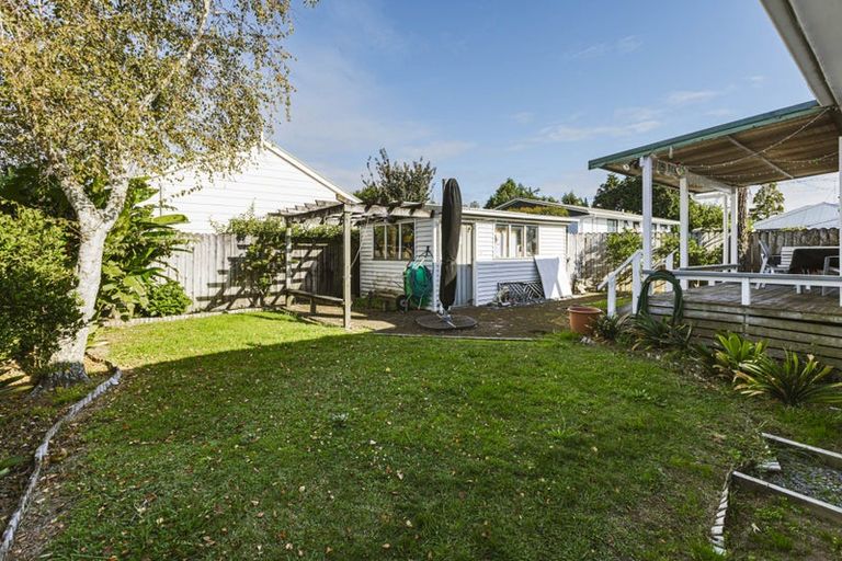 Photo of property in 1/5 Scott Road, Papakura, 2110