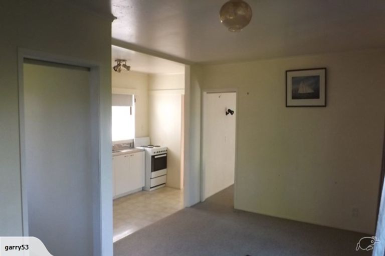 Photo of property in 17 Titirangi Road, New Lynn, Auckland, 0600