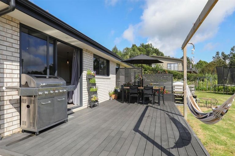 Photo of property in 163 Kimihia Road, Huntly, 3771