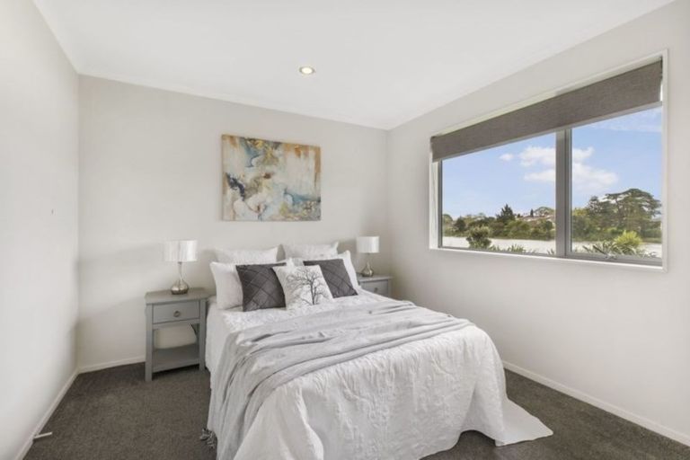 Photo of property in 2f Wood Street, Papakura, 2110