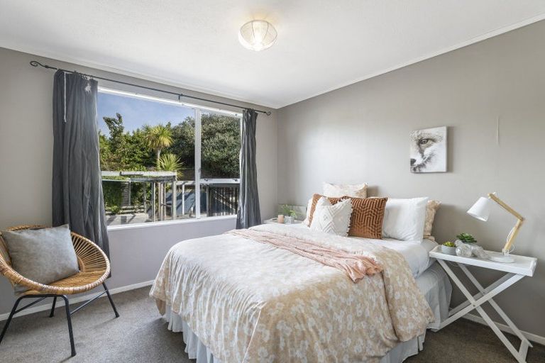 Photo of property in 3 Tui Road, Raumati Beach, Paraparaumu, 5032