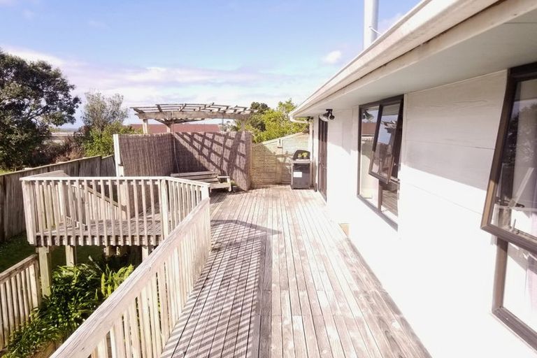 Photo of property in 2 Corric Hill, Torbay, Auckland, 0630