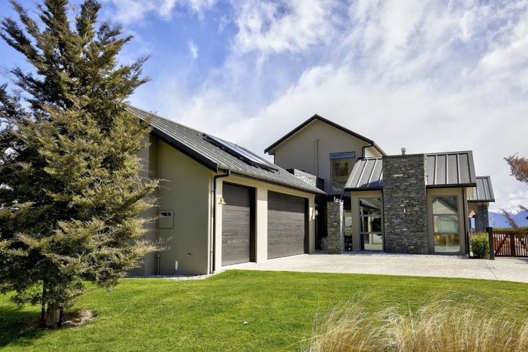 Photo of property in 1 Afton Lane, Jacks Point, Queenstown, 9371