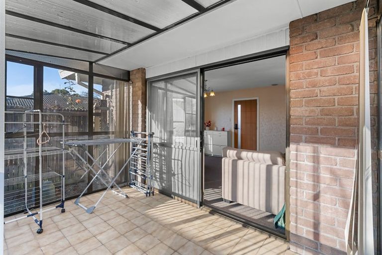 Photo of property in 2/136 Middlepark Road, Sockburn, Christchurch, 8042