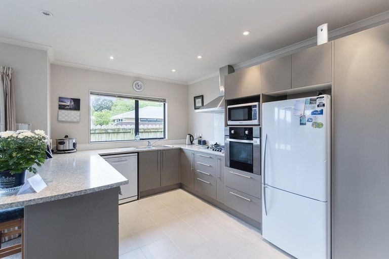 Photo of property in 166a Winchester Street, Levin, 5510