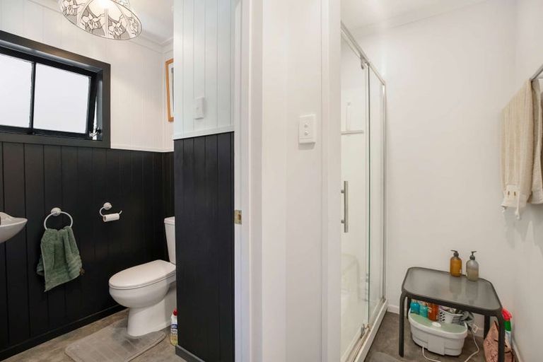 Photo of property in 2 Montgomery Road, Otamatea, Whanganui, 4501