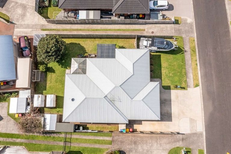 Photo of property in 47 Cholmondeley Crescent, Whitianga, 3510