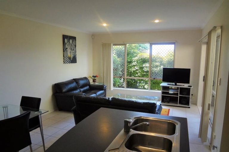 Photo of property in 5 Trimaran Drive, Gulf Harbour, Whangaparaoa, 0930