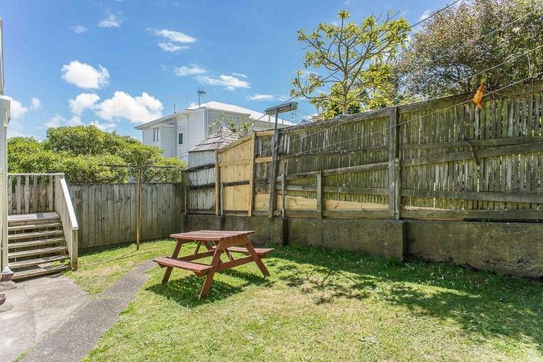 Photo of property in 3a Derby Street, Green Island, Dunedin, 9018