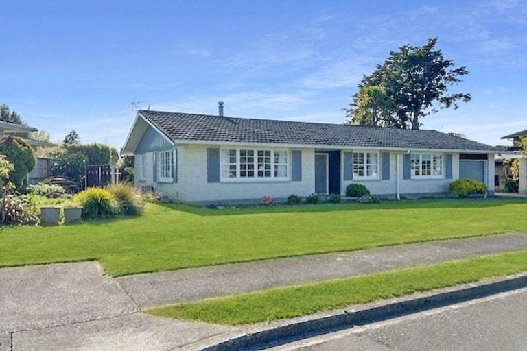 Photo of property in 14 Liverpool Street, Solway, Masterton, 5810