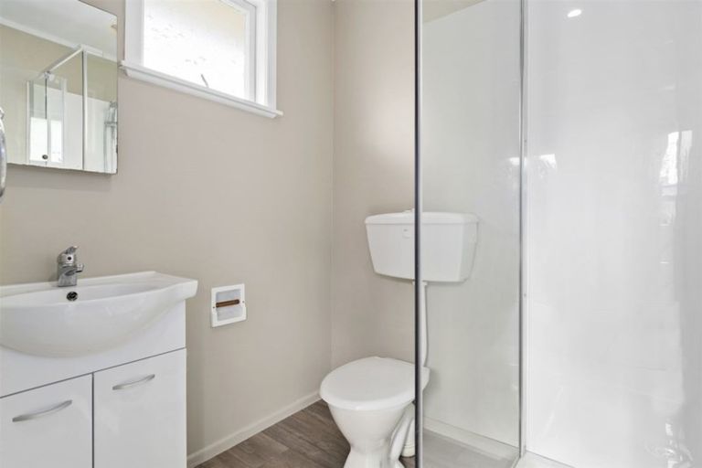 Photo of property in 129 Kingswood Road, Brookfield, Tauranga, 3110