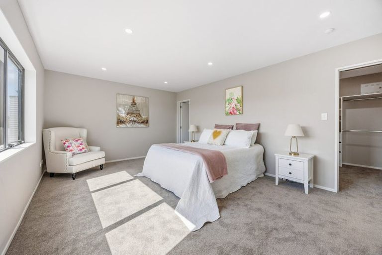 Photo of property in 60c Hutchinsons Road, Bucklands Beach, Auckland, 2014