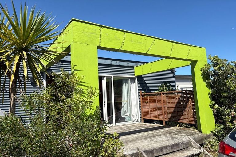 Photo of property in 22 Babbacombe Avenue, Otaki Beach, Otaki, 5512