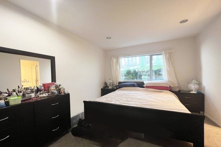 Photo of property in 20a Northall Road, New Lynn, Auckland, 0600