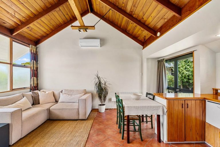 Photo of property in 206 Knight Street, Hastings, 4122