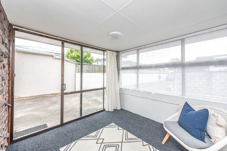 Photo of property in 3/2 Parkes Avenue, Saint Johns Hill, Whanganui, 4501