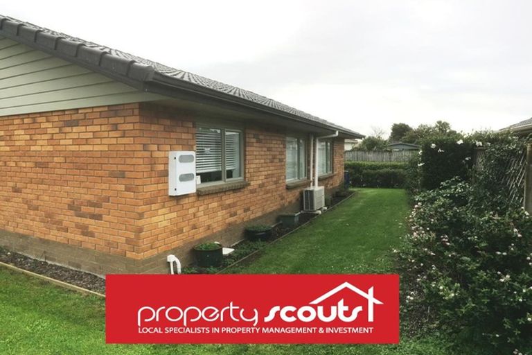 Photo of property in Waimanu Bay Village, 25/1 Piriti Drive, Te Atatu Peninsula, Auckland, 0610