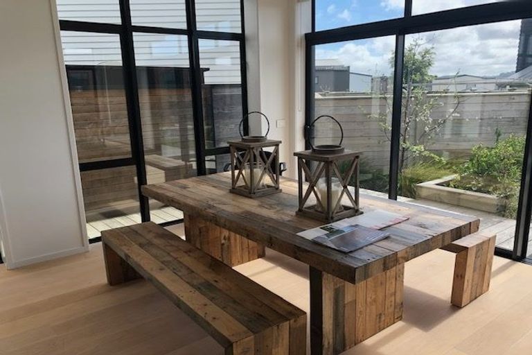 Photo of property in 1 Lockheed Street, Hobsonville, Auckland, 0618