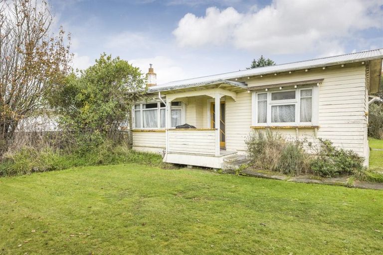 Photo of property in 14 Keith Elliott Street, Feilding, 4702