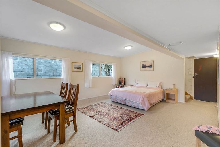 Photo of property in 14 Spey Place, Papakowhai, Porirua, 5024
