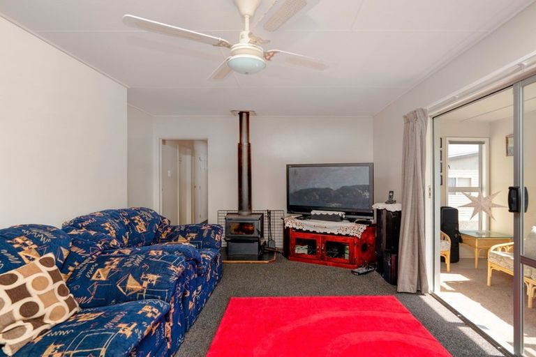 Photo of property in 45 Rangiuru Road, Otaki Beach, Otaki, 5512