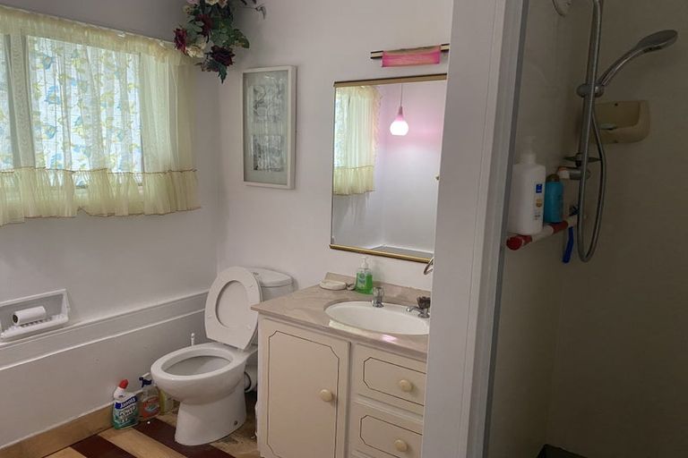 Photo of property in 56a Highland Park Drive, Highland Park, Auckland, 2010