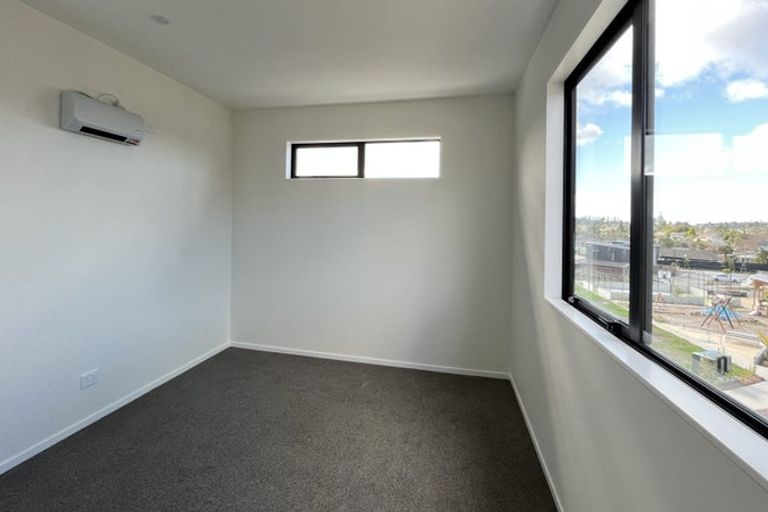 Photo of property in 1/25 Jabuka Street, Glen Eden, Auckland, 0602