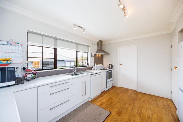 Photo of property in 17 Tennent Court, Marton, 4710