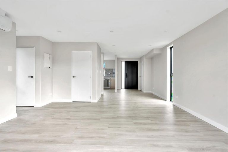 Photo of property in 24a Clayden Shuttleworth Street, Papakura, 2110