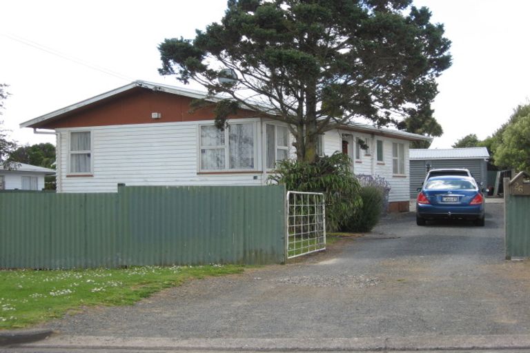Photo of property in 26 Tironui Station Road East, Papakura, 2112