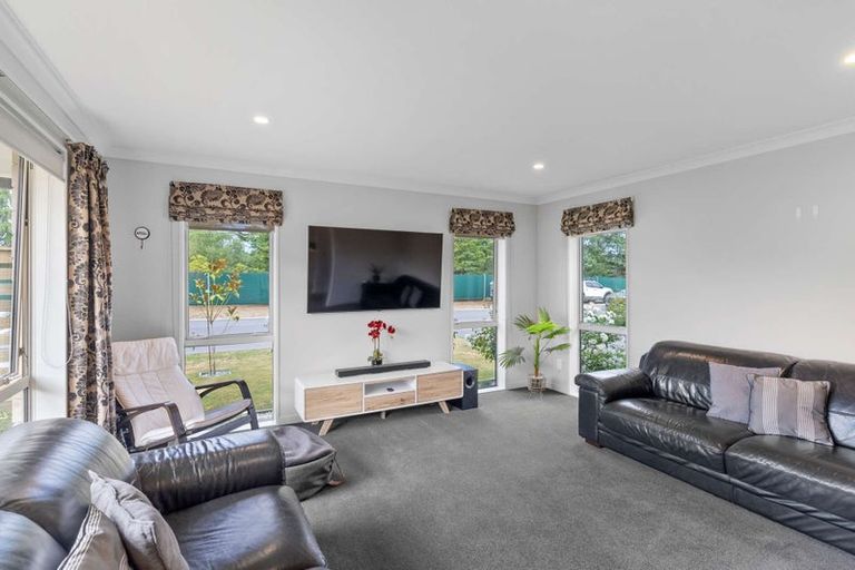 Photo of property in 17 Tiny Hill Drive, Rolleston, 7614