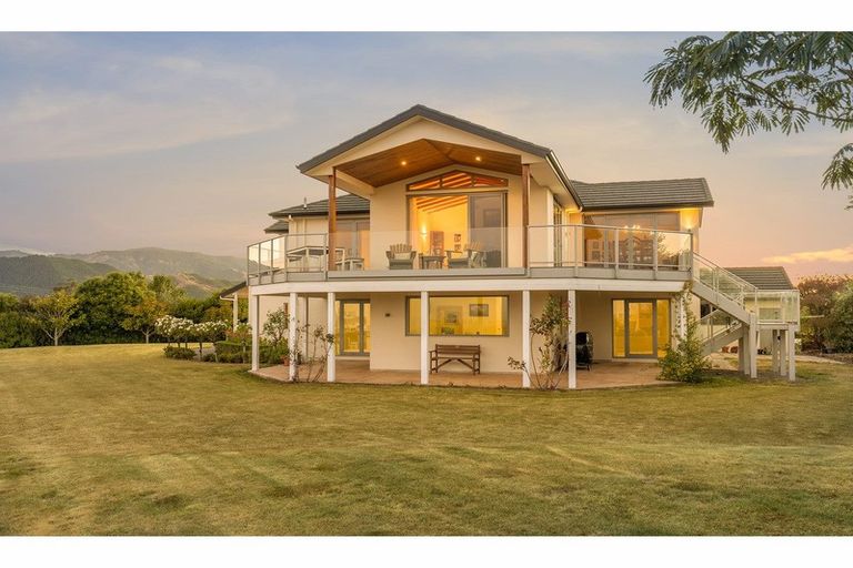 Photo of property in 164 Totara View Road, Wakefield, 7095