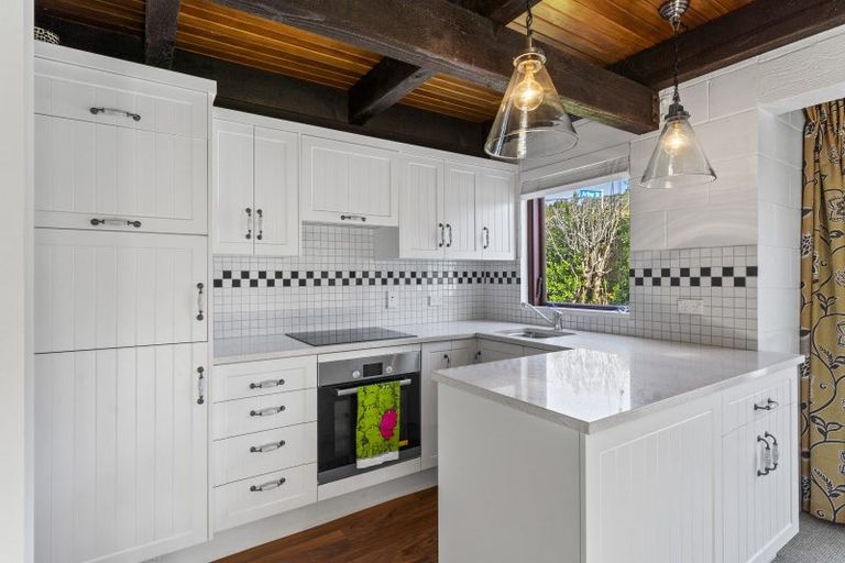 Photo of property in 52 Manly Street, Paraparaumu Beach, Paraparaumu, 5032